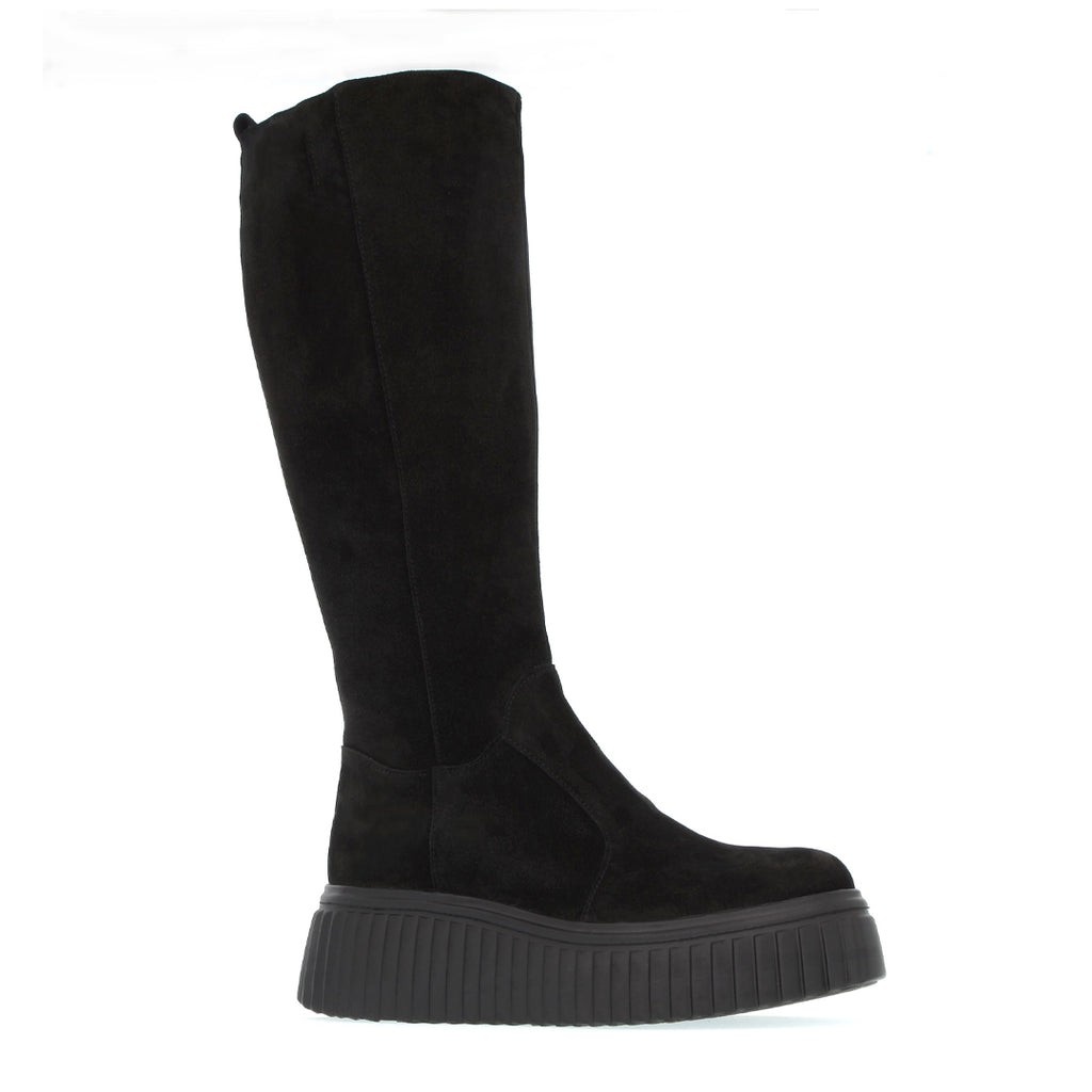 Material: Piele Naturala Intoarsa
Culoare: Negru 
Tip: Cizme Dama
Stil: Casual
- Cizme piele naturala intoarsa neagra
- Cizme cu fermoar
- Talpa neagra , varful rotund
- Inaltime : 37 cm de la talpa in sus , talpa 6 cm -din poliuretan
- Interior mesina neagra si material textil negru ,la cerere mesina naturala complet +40 lei
*Masuratori realizate pentru marimea 37