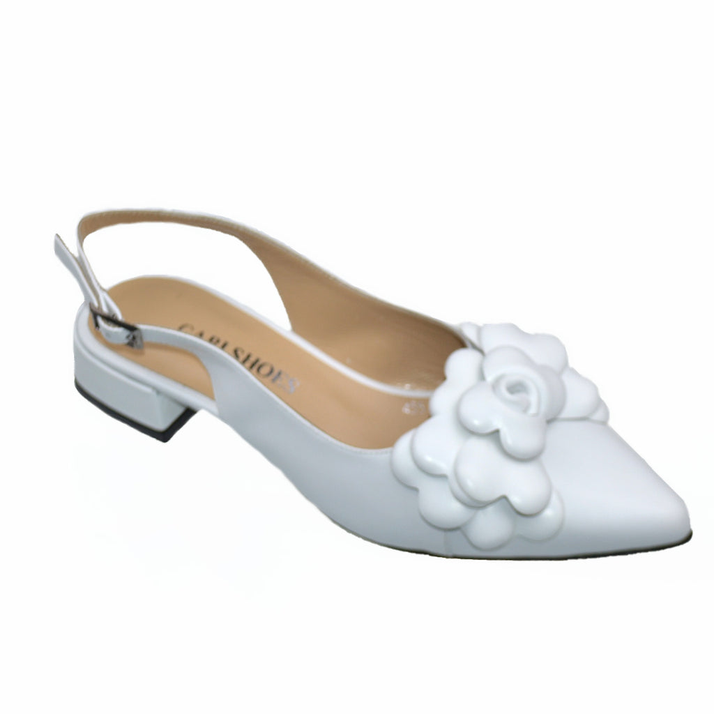 Sandale Dama Piele Naturala Alba Gabi Shoes 455 &nbsp; &nbsp; &nbsp; &nbsp; &nbsp; &nbsp; &nbsp; &nbsp; &nbsp; &nbsp; &nbsp; &nbsp; &nbsp; &nbsp; &nbsp; &nbsp; &nbsp; &nbsp; &nbsp; &nbsp; &nbsp; &nbsp; &nbsp; &nbsp; &nbsp; &nbsp; &nbsp; &nbsp;Material: Piele Naturala&nbsp;
Culoare: Alba
Tip: Sanda
Stil: Elegant

- Sandale piele naturala alba , funda speciala neagra
- Sandale cu burete special extra-confort
- Talpa neagra , varf ascutit , brant interior cu burete special , mesina naturala bej
- Inaltime toc: