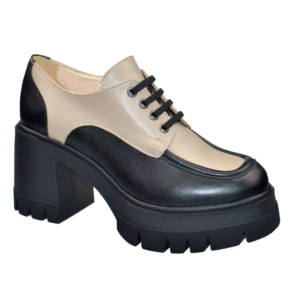Pantofi Casual Dama Piele Naturala Lorena 3252-8 Material: Piele Naturala&nbsp; &nbsp; &nbsp; &nbsp; &nbsp; &nbsp; &nbsp; &nbsp; Culoare: Negru cu taupe
Tip: Pantofi
Stil: Casual
Caracteristici Pantofi Casual piele naturala&nbsp;neagra cu piele naturala taupe
- Pantofi piele naturala sistem de inchidere fara siret
- Pantofi casual cu burete special extra-confort
- Talpa neagra , brant interior cu burete special , mesina naturala
- Inaltime talpa : 7 cm
- Schimb gratuit
*Masuratori realizate pentru marimea 3