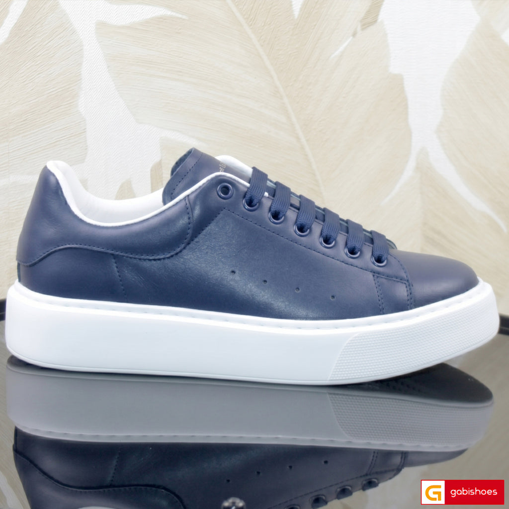 Material: Piele Naturala
Culoare: Bleumarin
Tip: Pantofi
Stil: Casual

- Pantofi piele naturala bleumarin
- Pantofi cu siret
- Pantofi cu burete special extra-confort
- Talpa alba, varf rotunt, brant interior cu burete special, mesina naturala
- Inaltime talpa : 4,5 cm spate si in fata 3,5 cm,talpa extra usoara
- Schimb gratuit

*Masuratori realizate pentru marimea 37