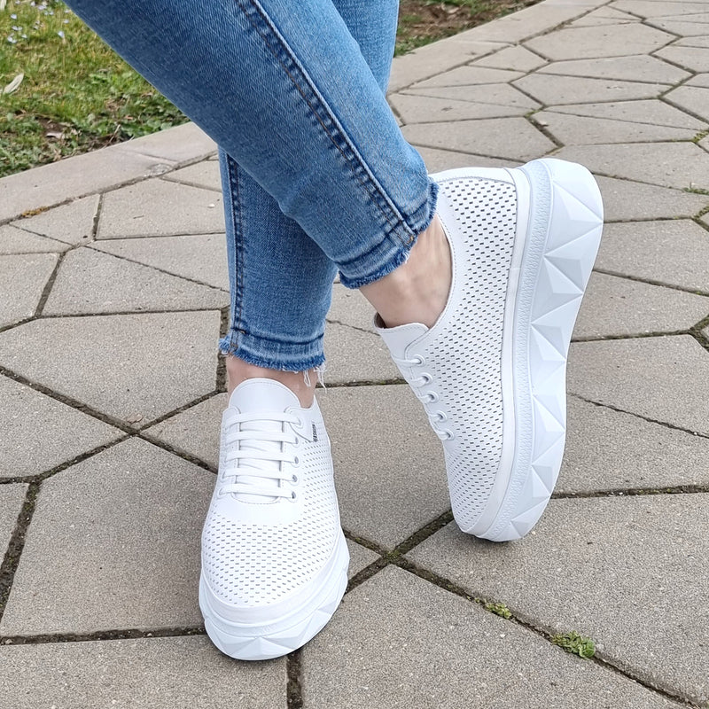 Pantofi Sport Piele Naturala Alba Gabinna 212-612