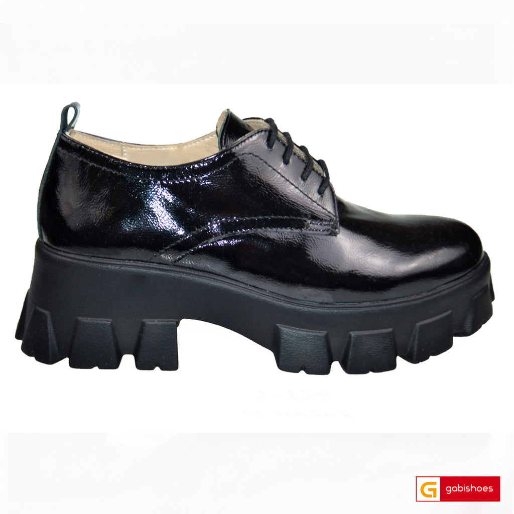 -Material: Piele Naturala Lacuita
-Culoare: Neagra
-Tip: Pantofi
-Stil: Casual
- Pantofi piele naturala lac negru
- Pantofi cu&nbsp; siret&nbsp;
- Talpa neagra , varf rotunt,&nbsp; interior brant cu burete special, interior mesina naturala&nbsp; &nbsp; &nbsp; &nbsp; &nbsp; &nbsp; &nbsp; &nbsp;- Talpa inaltime 6 cm ,talpa usoara
- Schimb gratuit :33=21.9 cm: 34=22.4 cm ,cm35=23 cm,36=23,7 cm ,37=24,5cm,38=25,2cm,39=25,9cm,40=26,6cm
* Masuratori realizeaza pentru marimea 37