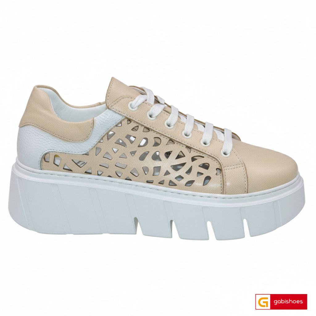 Pantofi Sport Dama Piele Naturala Bej Lorena 3825-2

Material: Piele Naturala
Culoare: Alb cu Bej
Tip: Pantofi
Stil: Sport
Caracteristici Pantofi sport piele naturala alba cu piele naturala bej cu gaurele
- Pantofi piele naturala alba , sistem de inchidere cu siret&nbsp;
- Pantofi sport cu burete special extra-confort
- Talpa&nbsp;alba cusuta , brant interior cu burete special , mesina naturala&nbsp;&nbsp;
- Inaltime talpa : 6 cm&nbsp;
- Schimb gratuit
*Masuratori realizate pentru marimea 37.

Pantofii sunt