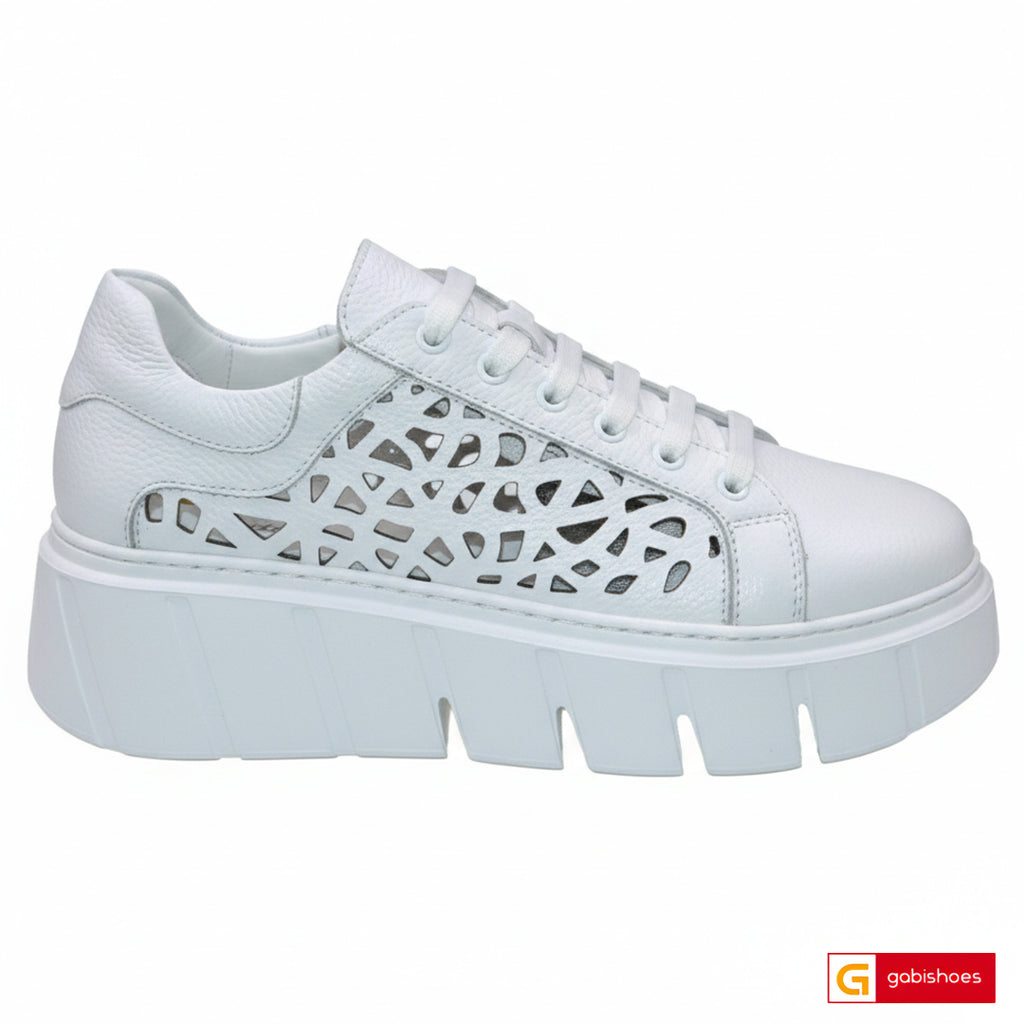 Pantofi Sport Dama Piele Naturala Alba Lorena 3825-3

Material: Piele Naturala
Culoare: Alba
Tip: Pantofi
Stil: Sport
Caracteristici Pantofi sport piele naturala alba cu piele naturala alba cu gaurele
- Pantofi piele naturala alba , sistem de inchidere cu siret&nbsp;
- Pantofi sport cu burete special extra-confort
- Talpa&nbsp;alba cusuta , brant interior cu burete special , mesina naturala&nbsp;&nbsp;
- Inaltime talpa : 6 cm&nbsp;
- Schimb gratuit
*Masuratori realizate pentru marimea 37.

Pantofii sunt con
