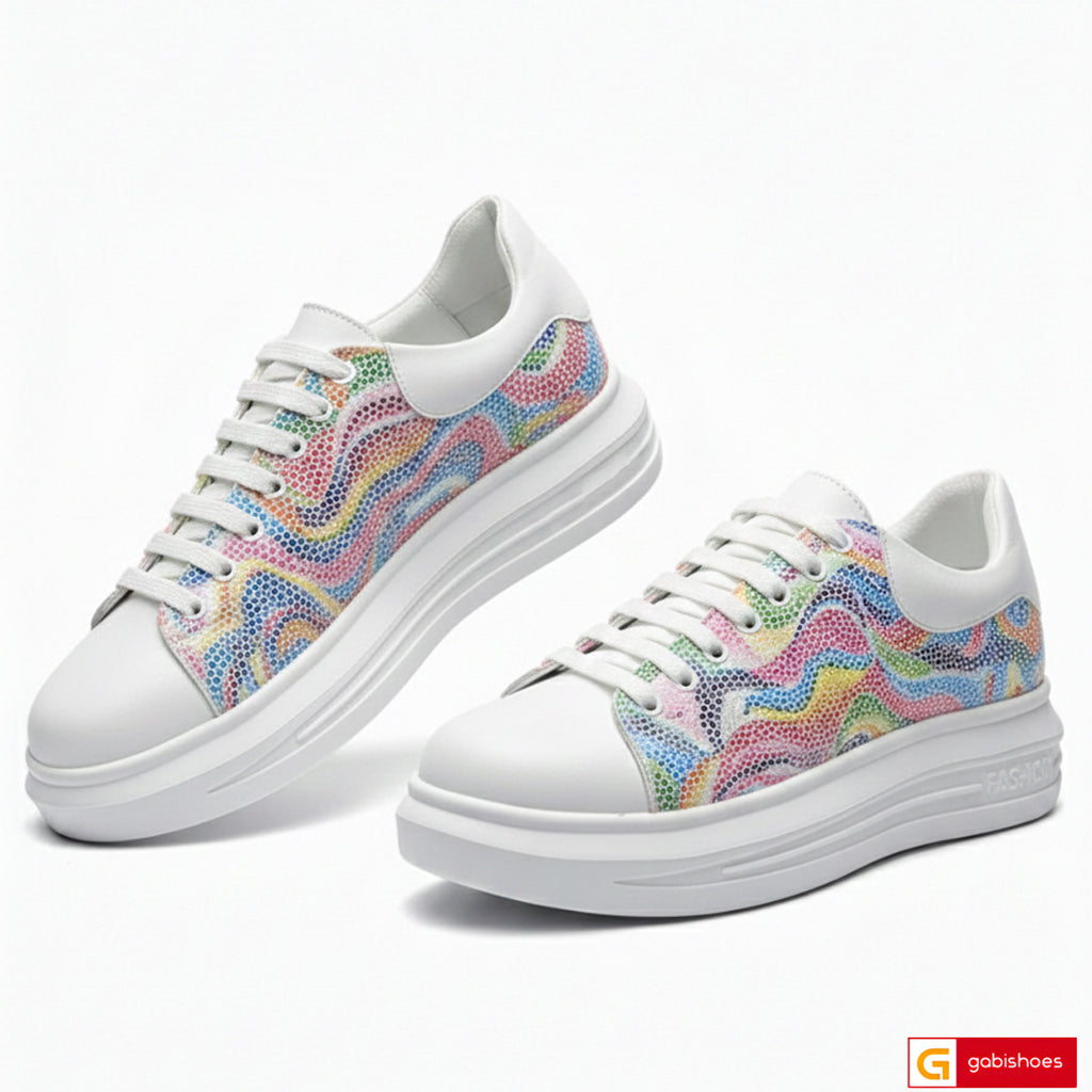 Material: Piele Naturala
Culoare: Alb cu Multicolor
Tip: Pantofi
Stil: Casual

- Pantofi piele naturala alba cu multicolor , pantofi cu siret
- Pantofi cu burete special extra-confort
- Talpa alba, material usor, varf rotunt, brant interior cu burete special, mesina naturala&nbsp;
- Inaltime talpa : 4,5 cm spate si in fata 3,5 cm

- Schimb gratuit

*Masuratori realizate pentru marimea 37

Acesta este un tabel propriu de mărimi.

Marime	35	36	37	38	39	40	41
Lungime Picior(CM)	22,5	23	23,5	24	24,5	25	25,5


&