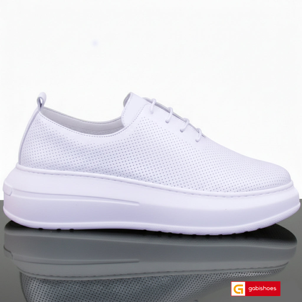 Material: Piele Naturala&nbsp;
Culoare: Alb
Tip: Pantofi
Stil: Casual

- Pantofi piele naturala&nbsp;alba cu gaurele ,&nbsp;pantofi cu siret&nbsp;
- Pantofi cu burete special extra-confort
- Talpa alba , varf rotunt, brant interior cu burete special , mesina naturala bej
- Inaltime talpa : 5 cm , talpa&nbsp; usoara&nbsp; &nbsp;&nbsp;


*Masuratori realizate pentru marimea 37

Acesta este un tabel propriu de mărimi.

Marime	35	36	37	38	39	40	41
Lungime Picior(CM)	22.9	23.6	24.3	25.2	25.7	26.4	27.1