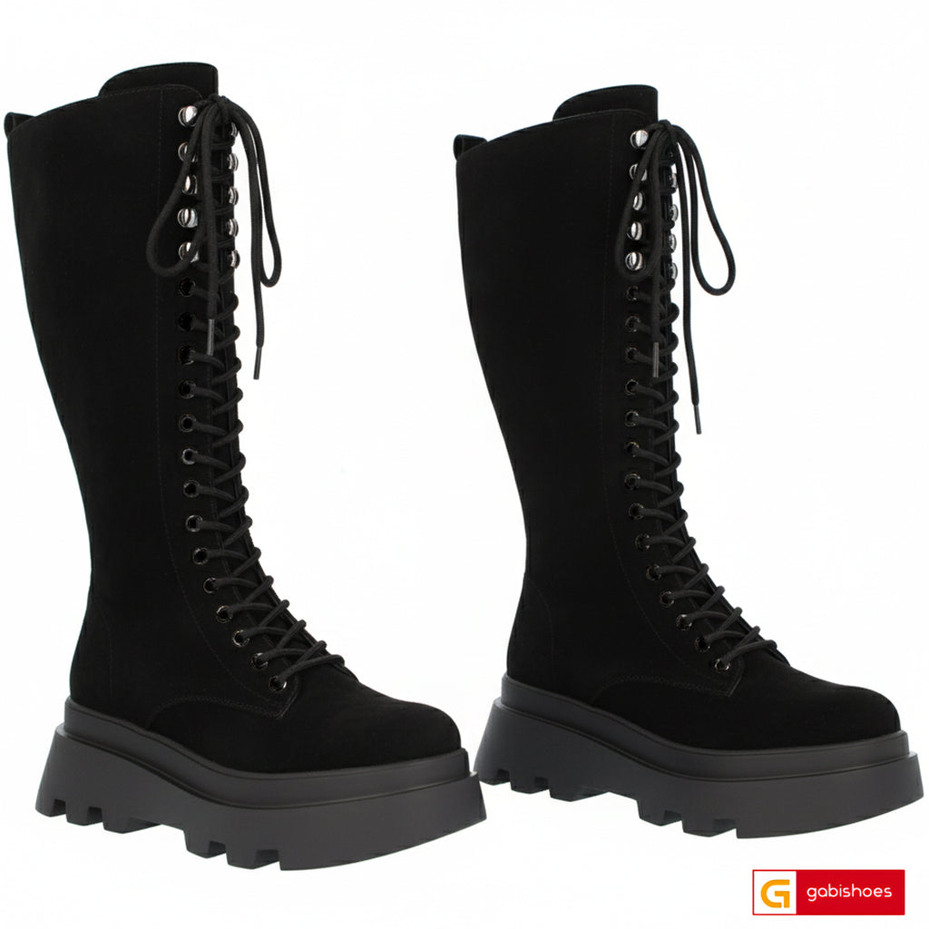 Material: Piele Naturala Intoarsa
Culoare: Neagra&nbsp;&nbsp;
Tip: Bocanci Dama&nbsp;
Stil: Casual&nbsp;

- Bocanci piele naturala intoarsa neagra
- Bocanci cu fermoar si siret,&nbsp;
- Talpa neagra cusuta , varful rotund&nbsp;&nbsp;
- Inaltime: 28 cm de la talpa in sus, toc 6 cm din material foarte usoara din spuma
- Interior material textil si mesina naturala neagra, la cerere mesina naturala completa +40 LEI
* Masuratori realizate pentru marimea 37