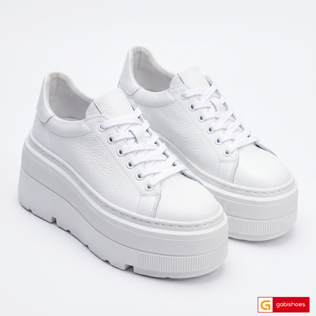 Pantofi Sport Dama Piele Naturala Alba Lorena 4400-1

Material: Piele Naturala
Culoare: Alba&nbsp;
Tip: Pantofi
Stil: Sport
Caracteristici Pantofi sport piele naturala alba
- Pantofi piele naturala alba ,&nbsp; sistem de inchidere cu siret&nbsp;
- Pantofi sport cu burete special extra-confort
- Talpa alba cusuta , brant interior cu burete special , mesina naturala&nbsp;&nbsp;
- Inaltime talpa : 7 cm&nbsp;
- Schimb gratuit
*Masuratori realizate pentru marimea 37.

Pantofii&nbsp;sunt confectionatii din piele 