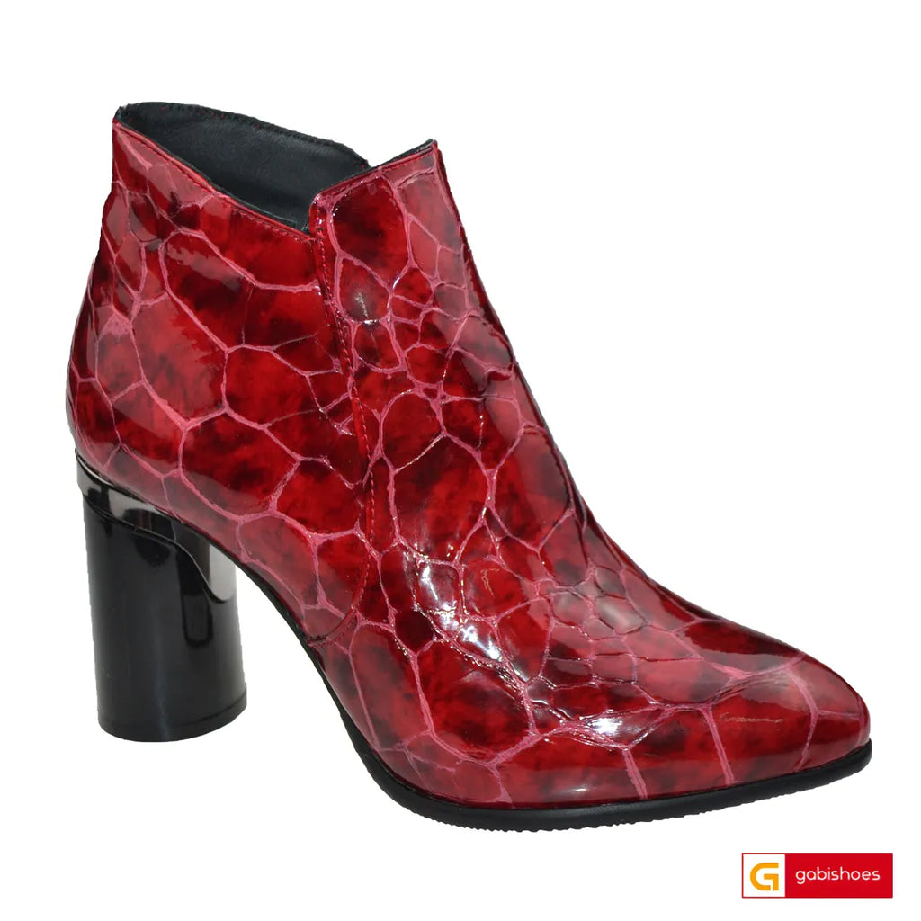 Material: Piele Naturala Lacuita&nbsp;
Culoare: Bordo cu negru
Tip: Ghete
Stil: Office

- Ghete piele naturala lacuita cu model bordo cu negru&nbsp;
- Ghete cu fermoar&nbsp;&nbsp;
- Talpa neagra&nbsp;
- Interior brant cu burete special, la alegere: mesina naturala neagra si blanita sintetica neagra
- Toc inaltime 9 cm&nbsp;
- Schimb&nbsp; gratuit
