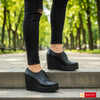 Pantofi Dama Piele Naturala Neagra Gabinna 2027-2027&nbsp;

Material: Piele Naturala&nbsp;
Culoare: Neagra&nbsp;
Tip: Pantofi
Stil: Ortopedic
Caracteristici: Pantofi ortopedici piele naturala neagra cu siret
- Pantofi piele naturala neagra
- Pantofi casual cu burete special extra-confort
- Talpa neagra , brant interior cu burete special , mesina naturala&nbsp;&nbsp;
- Inaltime talpa : 8.5 cm&nbsp;
- Schimb gratuit
*Masuratori realizate pentru marimea 37.

Pantofii sunt confectionati din piele de calitate su