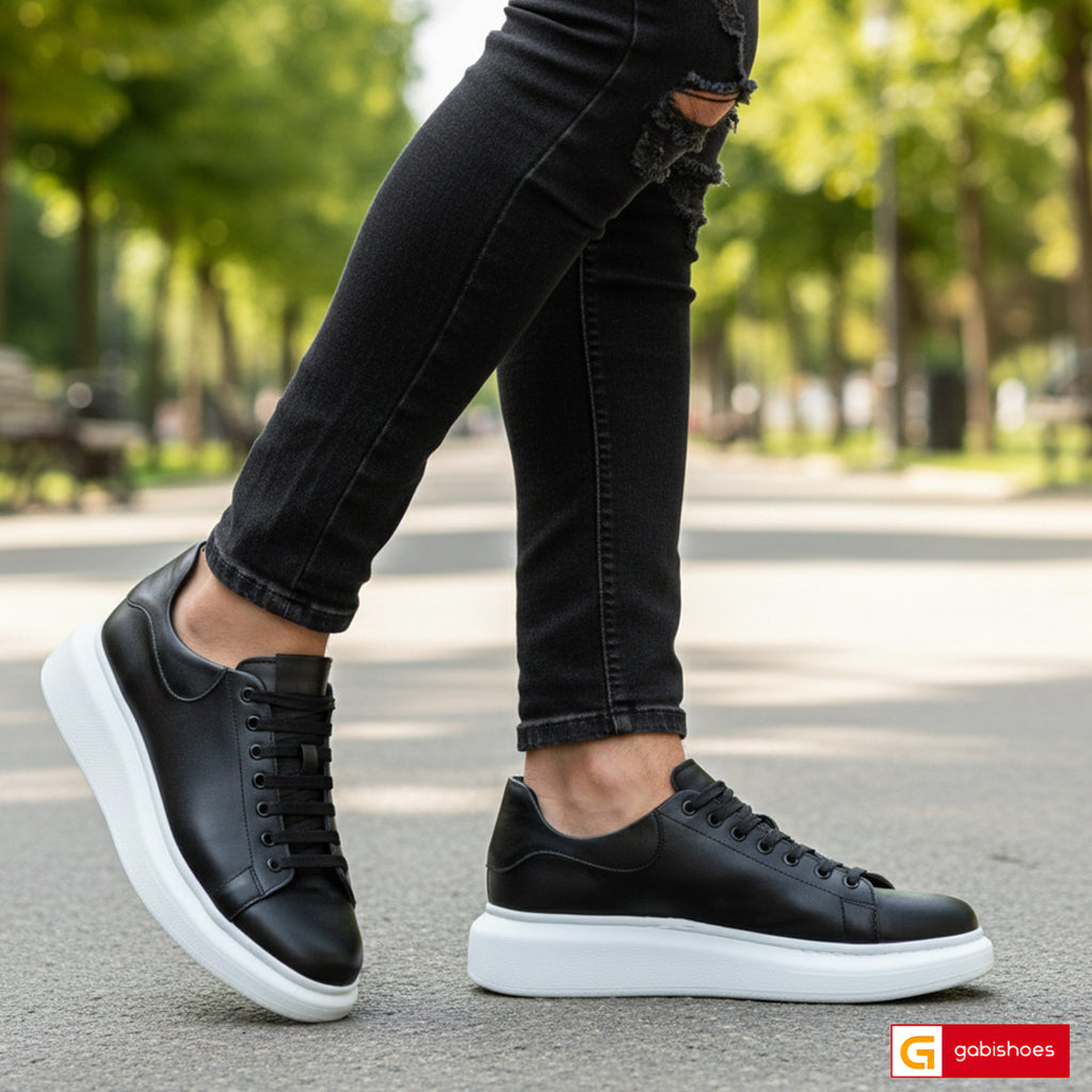 Material: Piele Naturala
Culoare: Neagra
Tip: Pantofi
Stil: Sport
Caracteristici Pantofi sport piele naturala neagra
- Pantofi piele naturala neagra ,sistem de inchidere cu siret&nbsp;
- Pantofi sport cu burete special extra-confort
- Talpa alba , brant interior cu burete special , mesina naturala&nbsp;
- Inaltime talpa : 4,5 cm ,calapod comod
- Schimb gratuit
*Masuratori realizate pentru marimea 41.

Pantofii&nbsp;sunt confectionatii din piele de calitate superioara.

Talpa pantofilor sport din piele natur