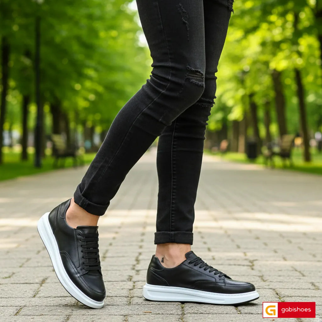 Pantofi Sport Piele Naturala Neagra Gabriel 3709-3

Material: Piele Naturala
Culoare: Neagra
Tip: Pantofi
Stil: Sport
Caracteristici Pantofi sport piele naturala neagra
- Pantofi piele naturala sistem de inchidere cu siret&nbsp;
- Pantofi sport cu burete special extra-confort
- Talpa negru cu alb cusuta , brant interior cu burete special , mesina naturala&nbsp;&nbsp;
- Inaltime talpa : 4,5 cm&nbsp;
- Schimb gratuit
*Masuratori realizate pentru marimea 41.

Pantofii&nbsp;sunt confectionatii din piele de cali