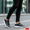 Material: Piele Naturala
Culoare: Neagra
Tip: Pantofi
Stil: Casual

- Pantofi piele naturala neagra cu model , pantofi cu siret
- Pantofi cu burete special extra-confort
- Talpa sport alb cu negru , material usor, varf rotunt, brant interior cu burete special, mesina naturala&nbsp;
- Inaltime talpa : 3 cm spate si in fata 2 cm,talpa foarte usoara (spuma)